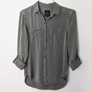 American Eagle Vintage Boyfriend Button Down XS